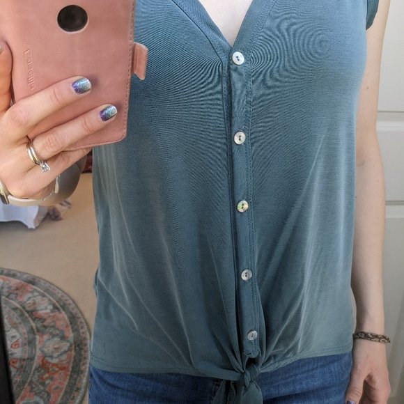 Teal Sleeveless Green Envelope Tie Front Tank - Picture 3 of 7